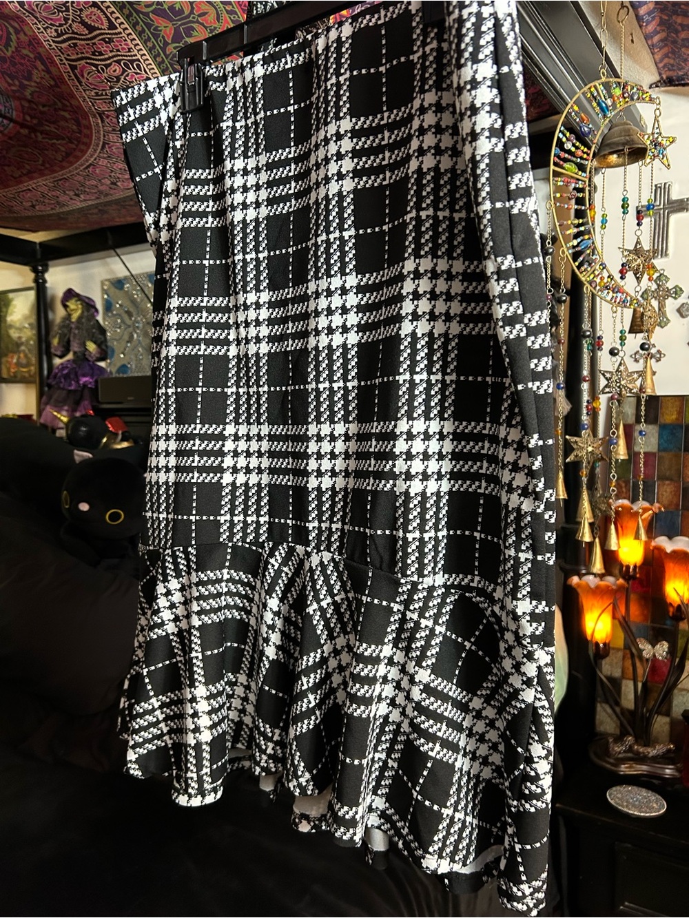 Sabrina, retro Black and White Plaid Ruffle Hem Skirt🖤
